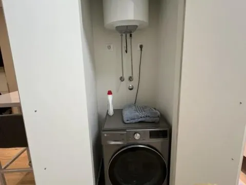 Izdavanje, jednosoban stan, 30m², Savski Venac, Beograd - image 13