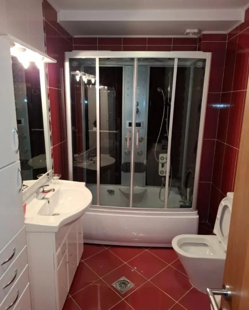 Rent, three bedroom apartment, 137m², Centar, Podgorica