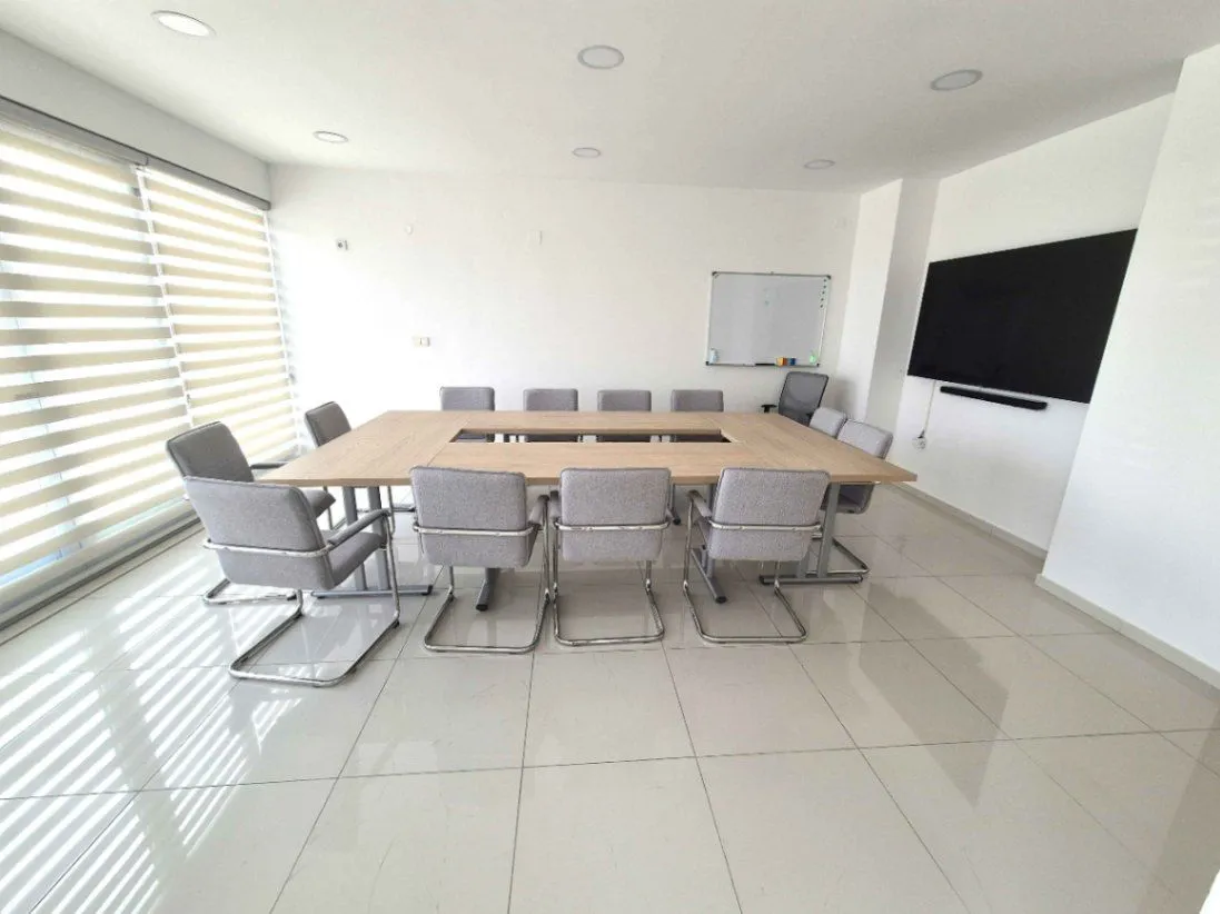 Rent, office space, 190m², City Kvart, Podgorica