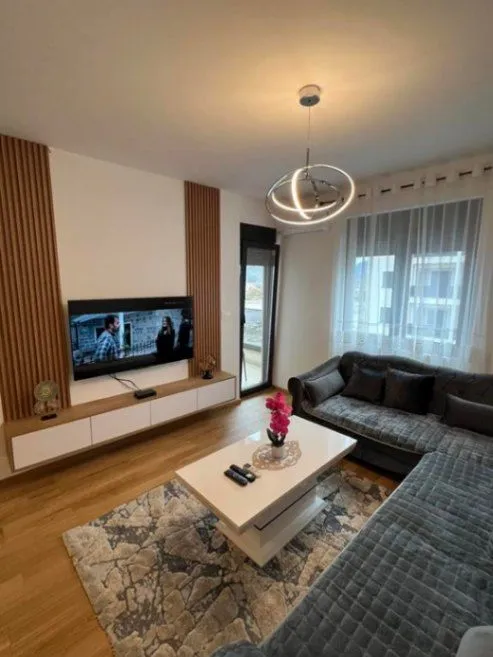 Izdavanje, jednosoban stan, 47m², City Kvart, Podgorica