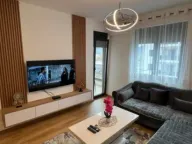 Izdavanje, jednosoban stan, 47m², City Kvart, Podgorica - image 1