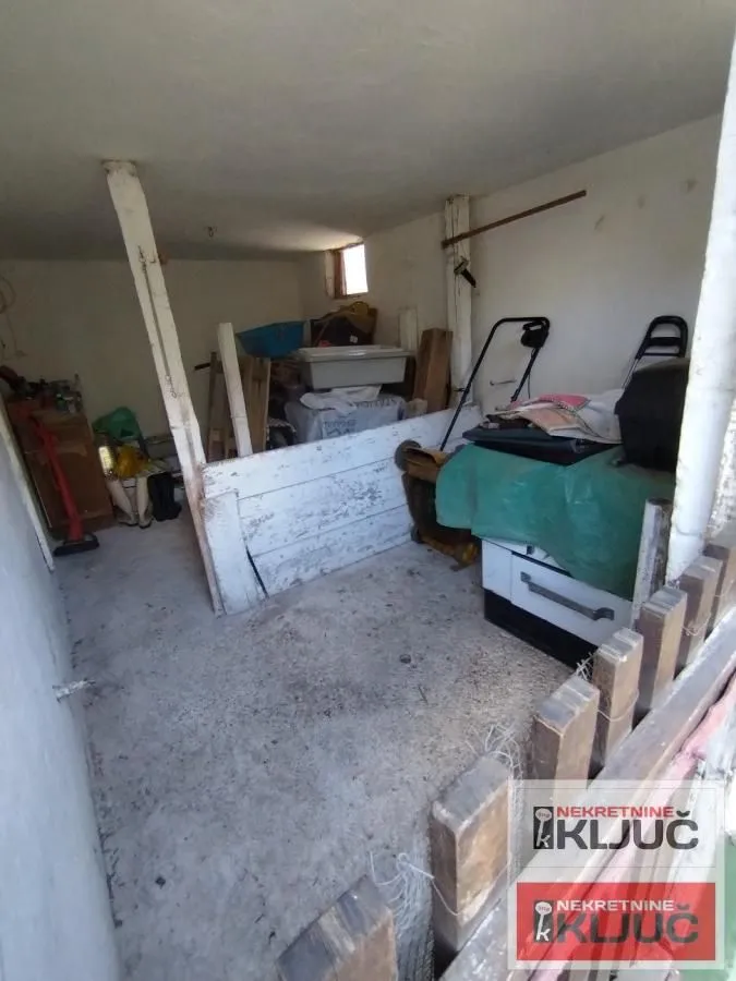 Prodaja, kuća, 148m², Futog, Novi Sad Sve Podlokacije