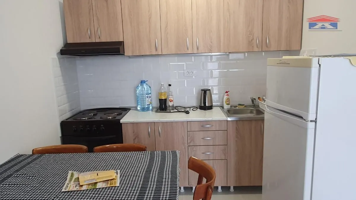 Izdavanje, jednosoban stan, 30m², Adice, Novi Sad Sve Podlokacije