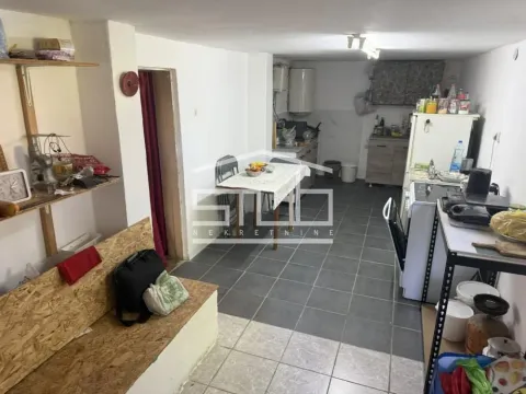Sale, house, 205m², Sopot, Beograd - image 10
