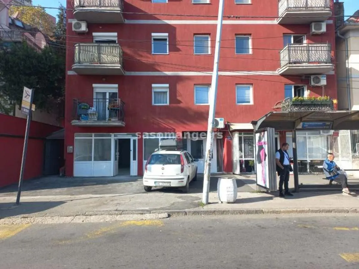 Rent, office space, 97m², Rakovica, Beograd