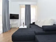 Izdavanje, jednosoban stan, 45m², Centar, Budva - image 7