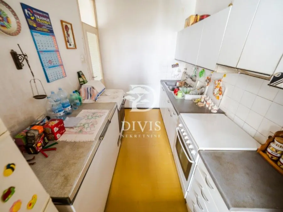 Sale, three bedroom apartment, 92m², Brace Jerković, Voždovac Sve Podlokacije