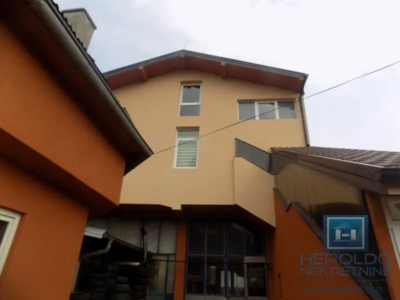 Sale, office space, 360m², Paraćin, Srbija