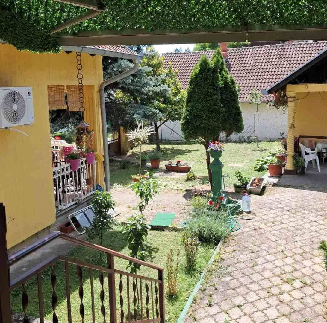 Prodaja, kuća, 181m², Irig, Srbija