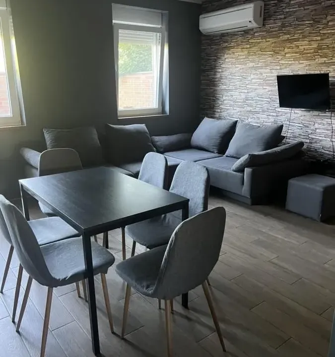 Sale, four bedroom apartment, 73m², Mišeluk, Petrovaradin