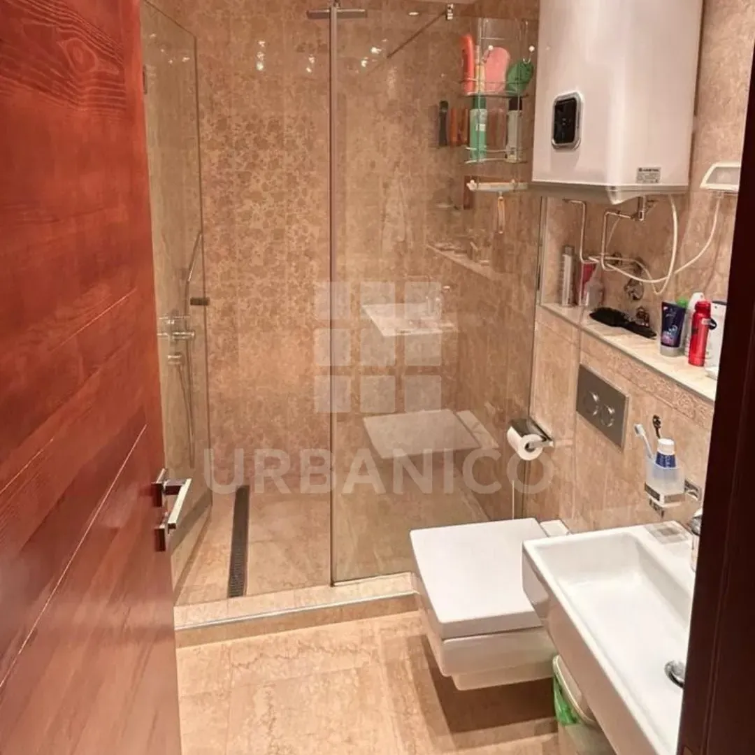 Prodaja, dvosoban stan, 120m², Komoševina, Budva