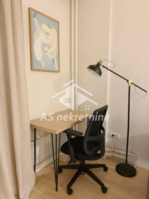 Izdavanje, dvosoban stan, 45m², Stari Grad, Beograd