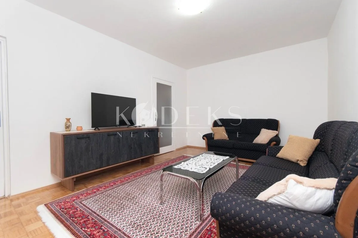 Izdavanje, jednosoban stan, 53m², Gintaš, Podgorica