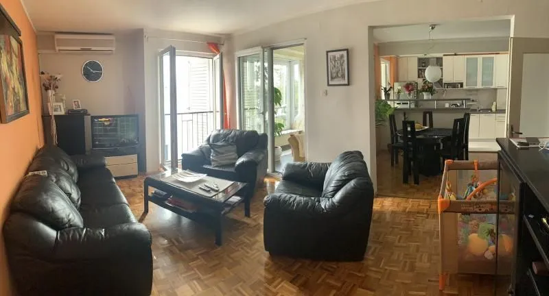 Sale, four bedroom apartment, 104m², Tivat, Crna Gora