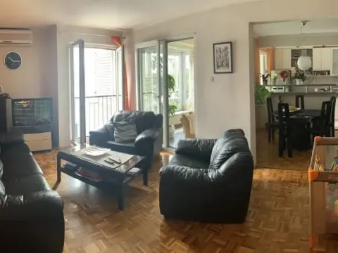 Sale, four bedroom apartment, 104m², Tivat, Crna Gora - image 12