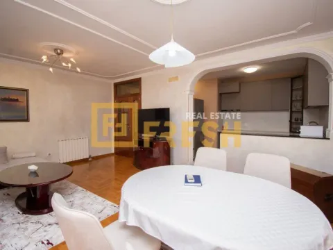 Izdavanje, dvosoban stan, 94m², Centar, Podgorica - image 11