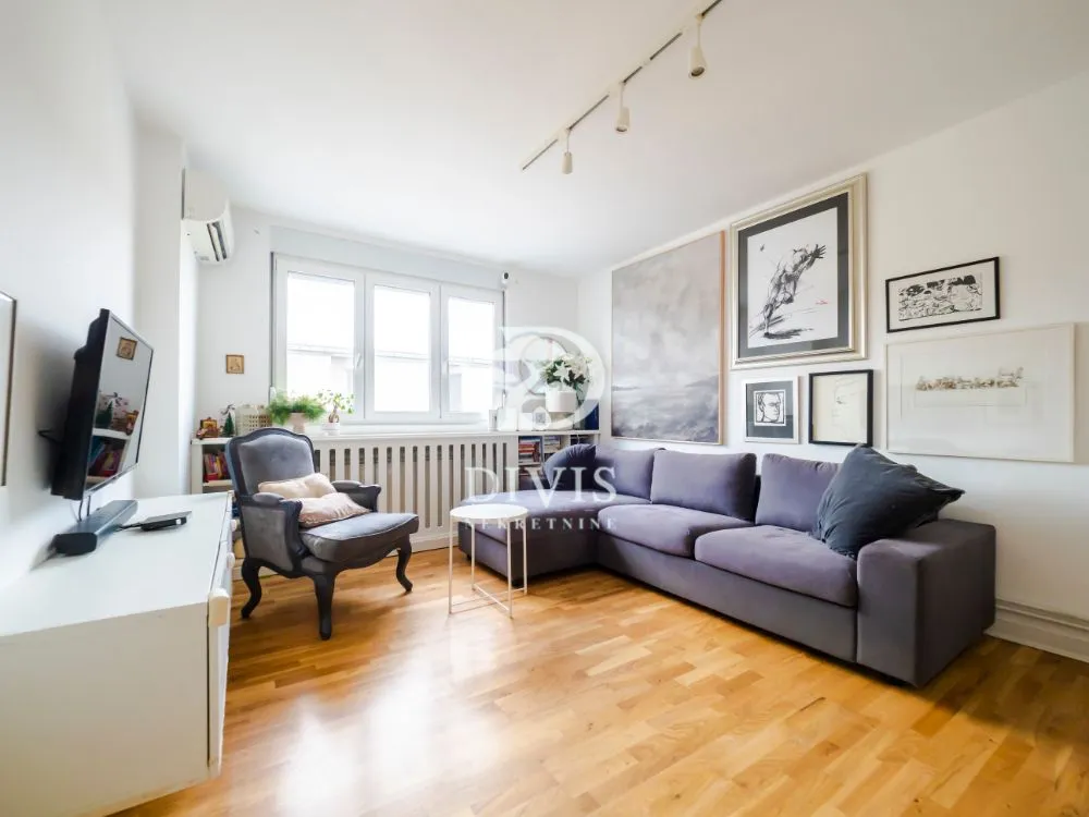 Prodaja, dvosoban stan, 56m², Stari Grad, Beograd