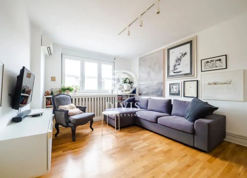 Prodaja, dvosoban stan, 56m², Stari Grad, Beograd