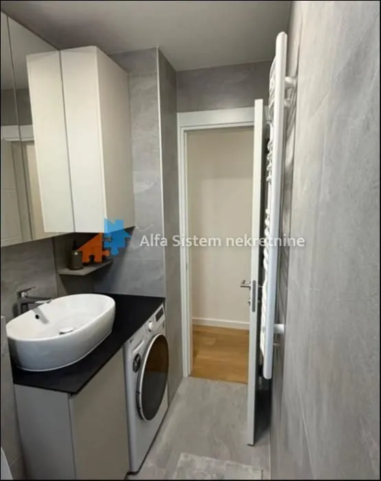 Izdavanje, dvosoban stan, 51m², Autokomanda, Voždovac Sve Podlokacije