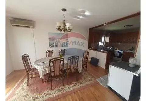 Izdavanje, kuća, 320m², Zagorič, Podgorica - image 3