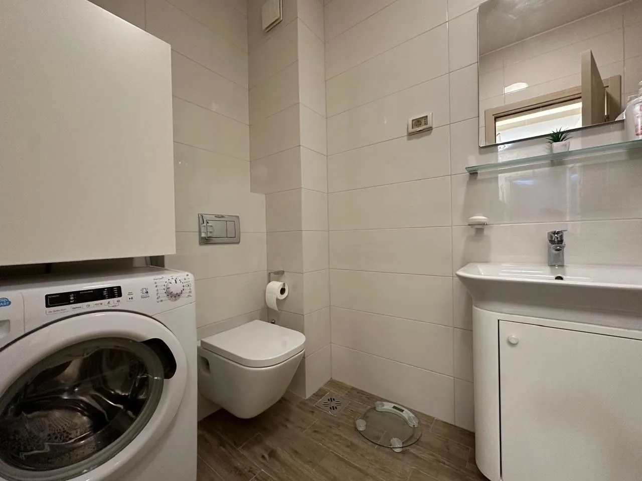 Izdavanje, dvosoban stan, 68m², City Kvart, Podgorica