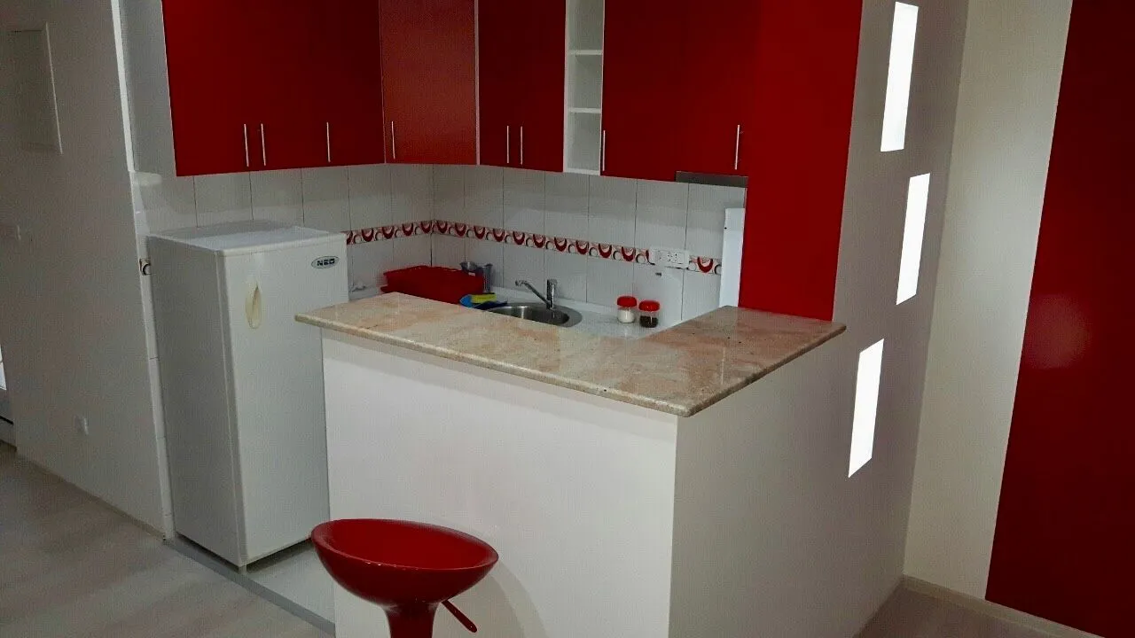 Izdavanje, jednosoban stan, 55m², Centar, Bar