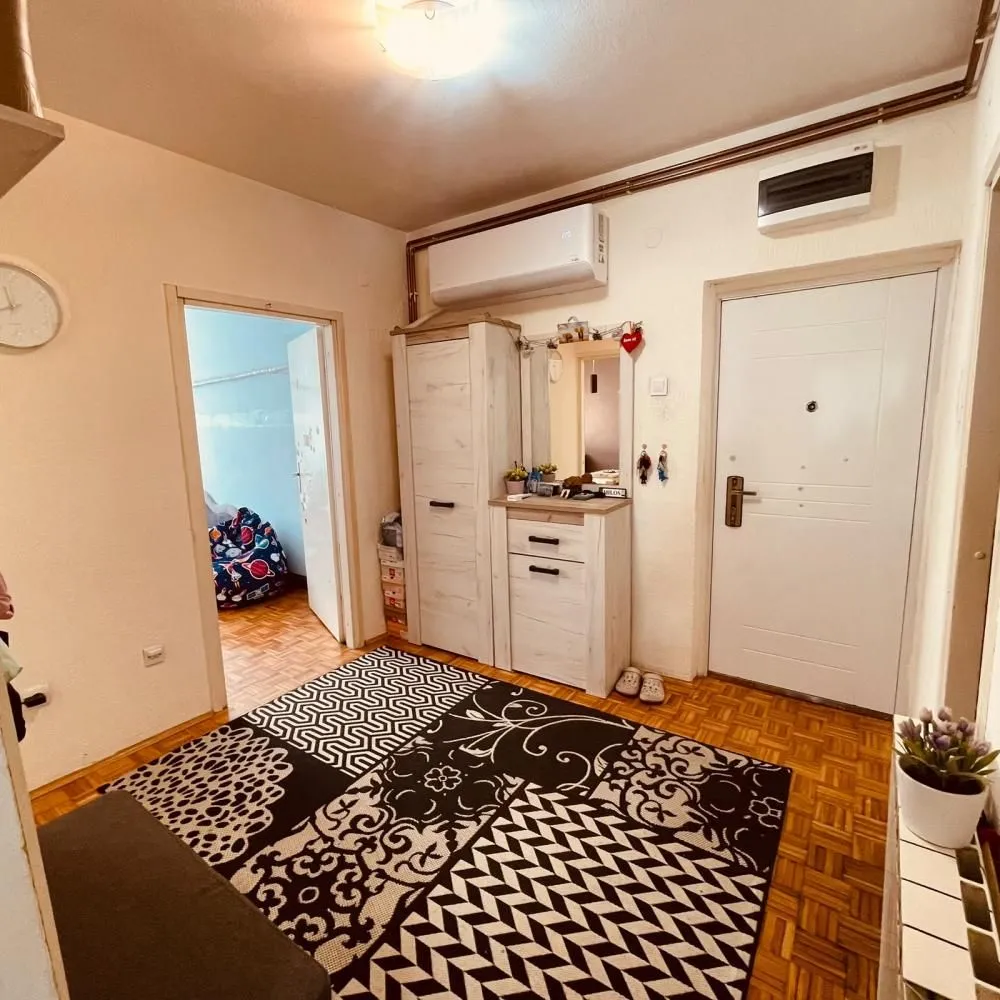 Prodaja, dvosoban stan, 56m², Padinska Skela, Palilula Sve Podlokacije