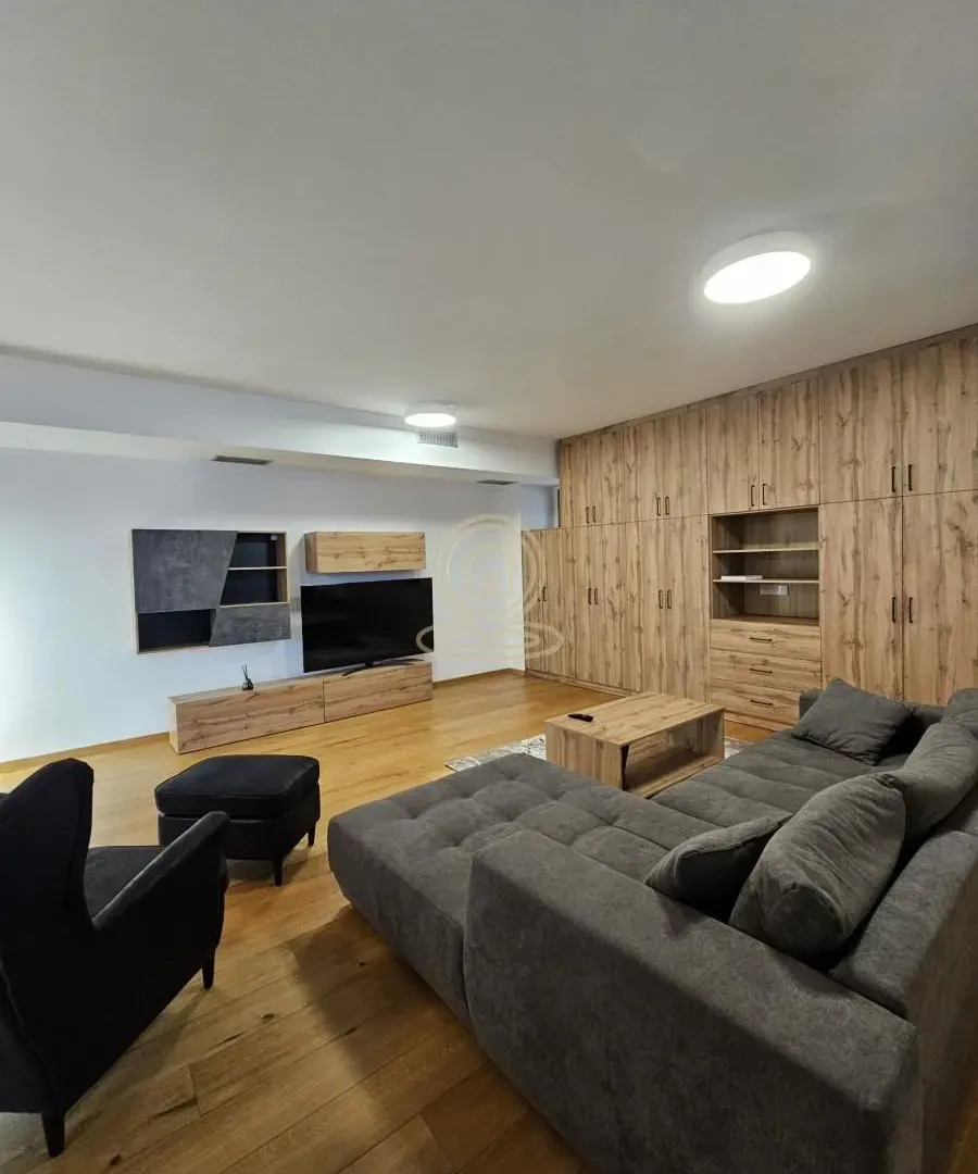 Rent, two bedroom apartment, 90m², Voždovac Sve Podlokacije, Beograd