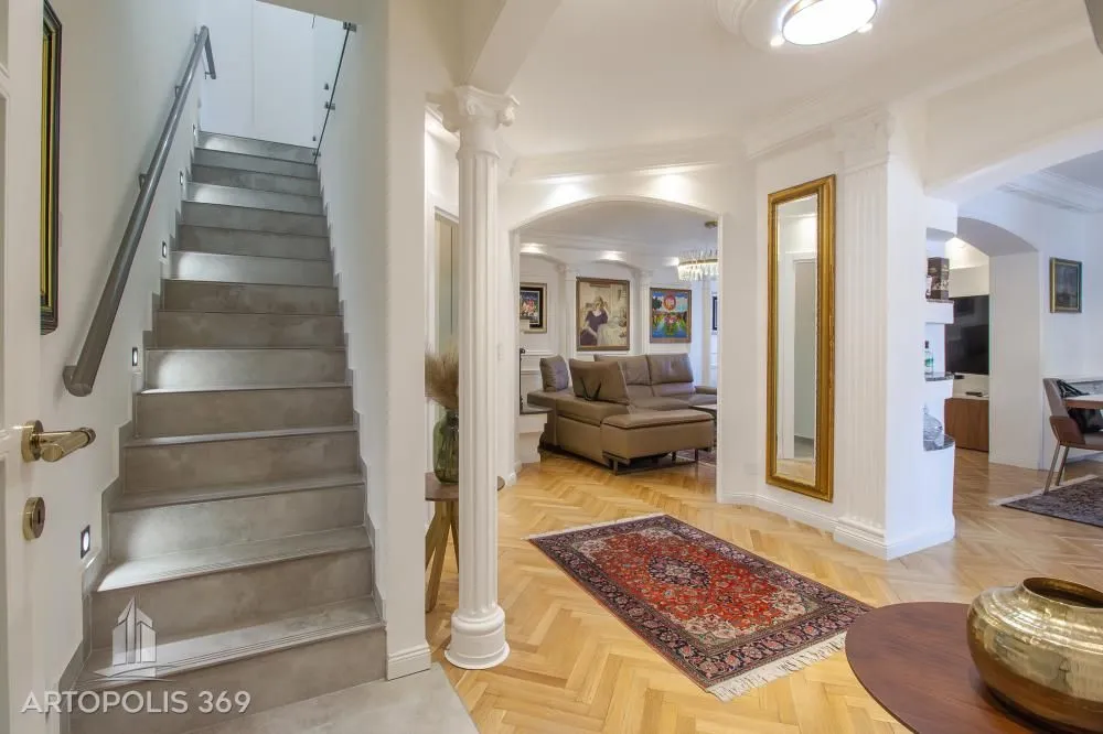 Sale, house, 180m², Bezanijska Kosa 1, Bežanijska Kosa Sve Podlokacije