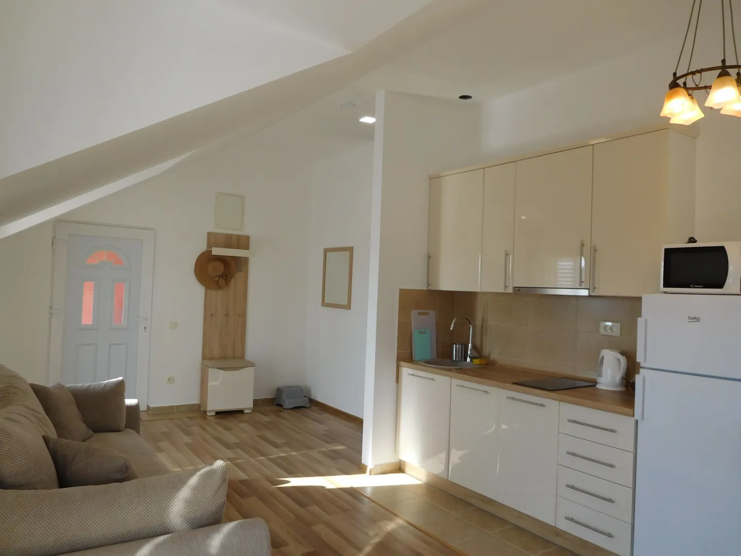 Prodaja, jednosoban stan, 63m², Gošići, Tivat
