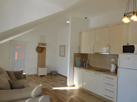 Prodaja, jednosoban stan, 63m², Gošići, Tivat - image 3