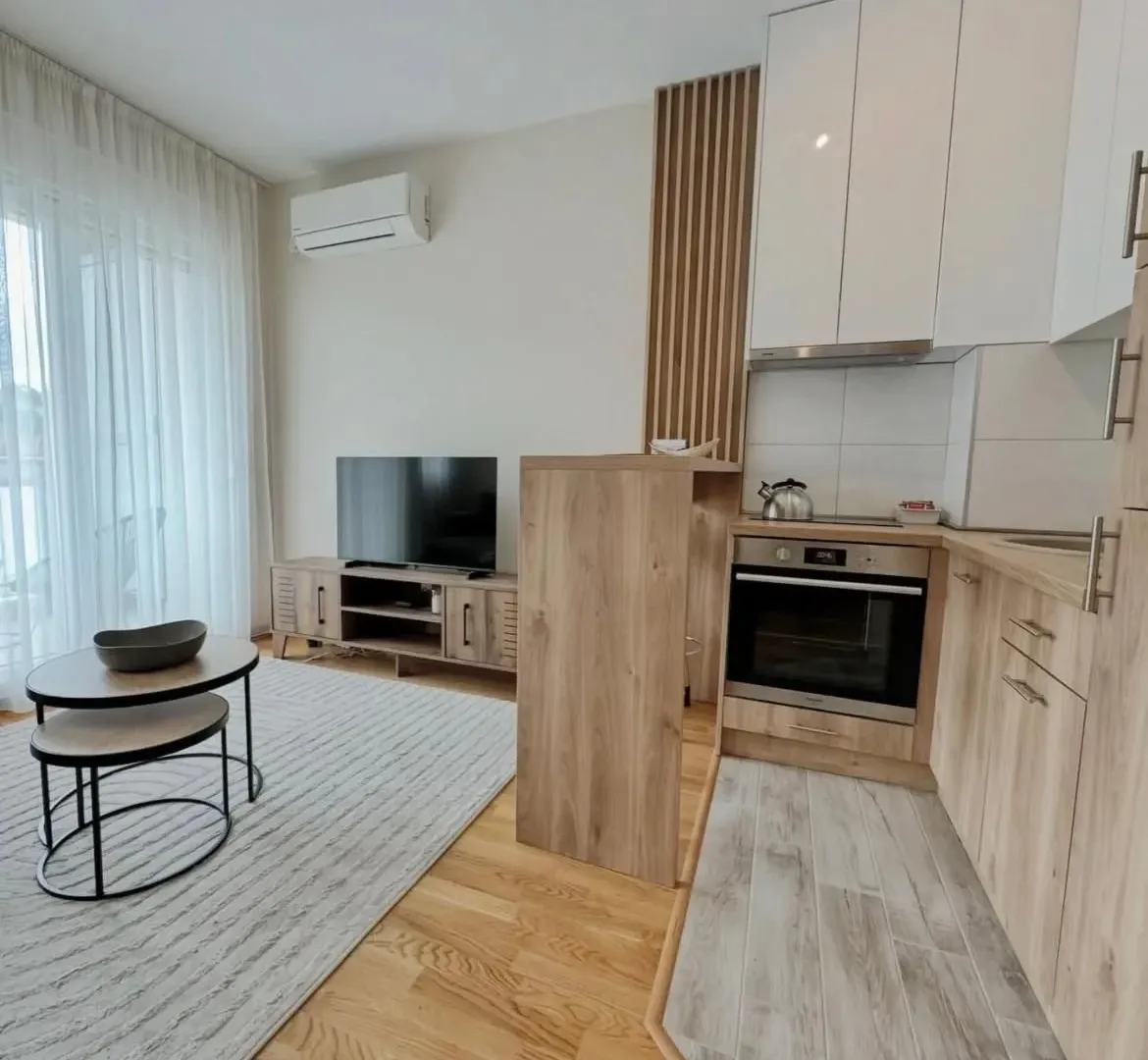 Izdavanje, stan, 30m², Zagorič, Podgorica