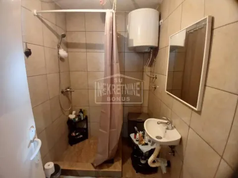 Prodaja, kuća, 80m², Aleksandrovo, Subotica - image 10