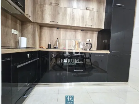 Izdavanje, jednosoban stan, 50m², City Kvart, Podgorica - image 6