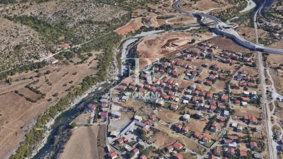 Prodaja, plac, 597m², Zlatica, Podgorica