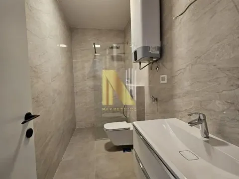 Sale, four bedroom apartment, 165m², Centar, Novi Sad - image 14