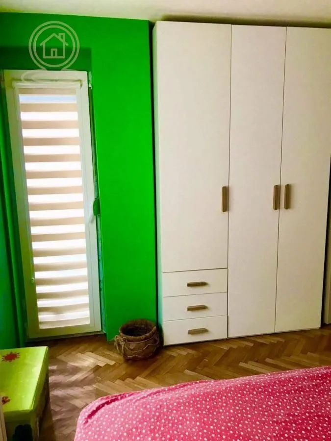 Prodaja, četvorosoban stan, 110m², Medijana, Niš