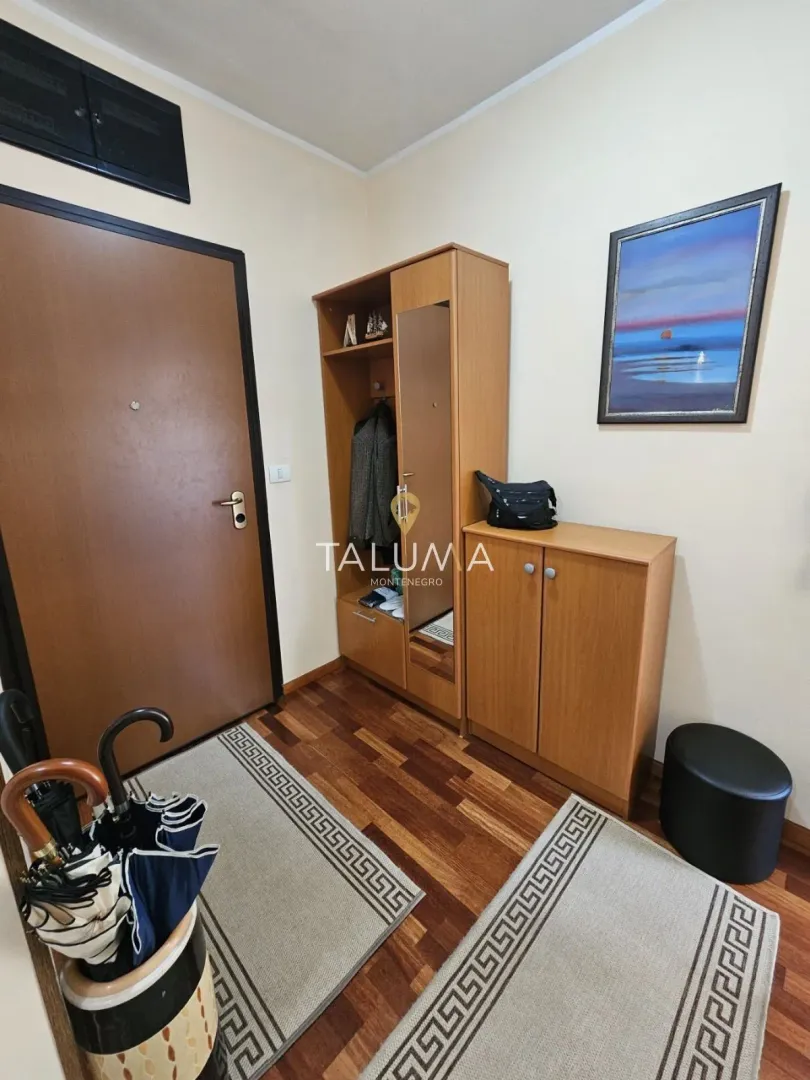 Rent, two bedroom apartment, 75m², City Kvart, Podgorica