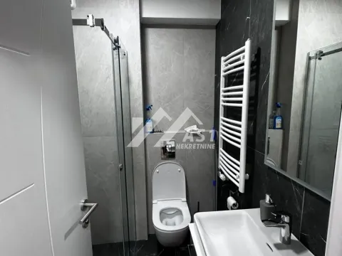 Izdavanje, dvosoban stan, 40m², Podbara, Novi Sad Sve Podlokacije - image 7