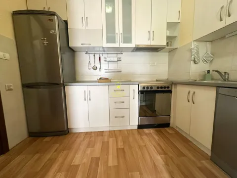 Prodaja, jednosoban stan, 50m², City Kvart, Podgorica - image 3