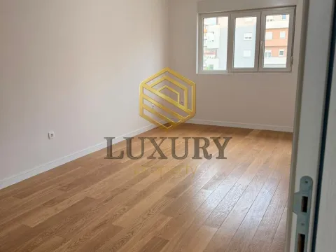 Rent, one bedroom apartment, 49m², Central Point, Podgorica - image 5