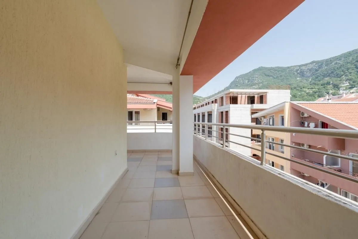 Sale, three bedroom apartment, 222m², Budva, Crna Gora