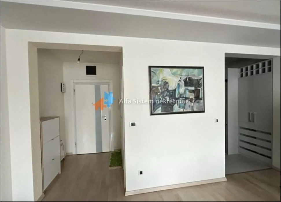 Izdavanje, trosoban stan, 80m², Lekino Brdo, Voždovac Sve Podlokacije