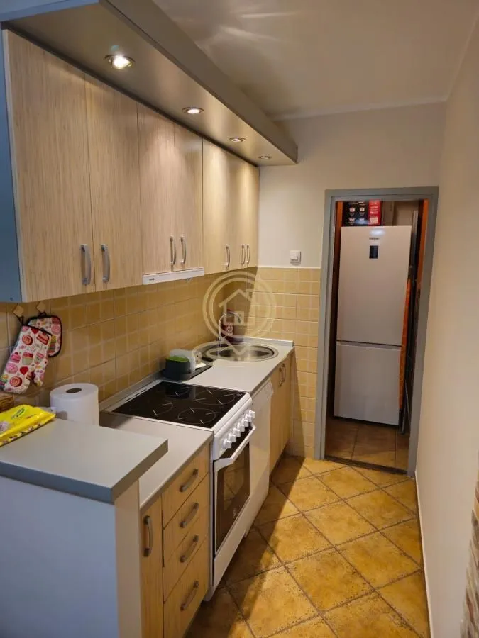 Izdavanje, dvosoban stan, 49m², Palata Pravde, Beograd