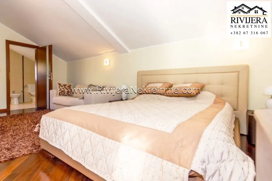 Prodaja, kuća, 330m², Đenovići, Herceg Novi