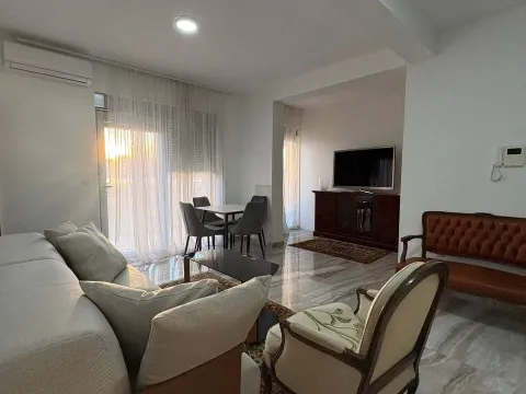 Prodaja, dvosoban stan, 104m², Tivat, Crna Gora - image 2