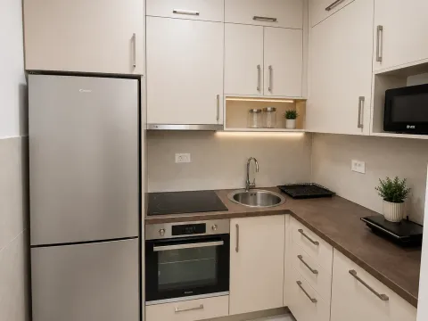 Rent, one bedroom apartment, 47m², Central Point, Podgorica - image 4