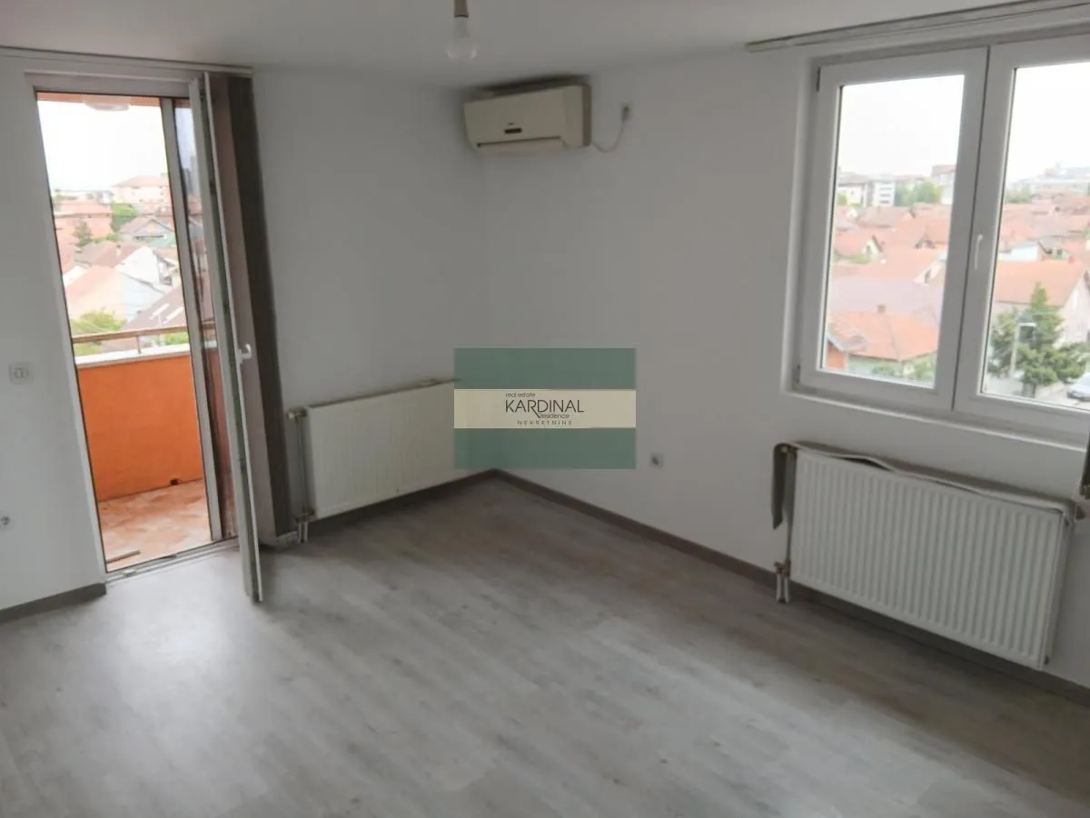 Prodaja, dvosoban stan, 55m², Centar, Jagodina