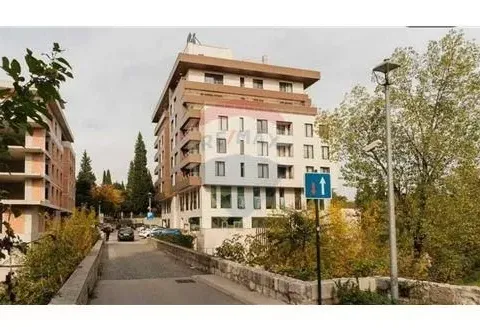 Sale, three bedroom apartment, 114m², Podgorica, Crna Gora - image 15