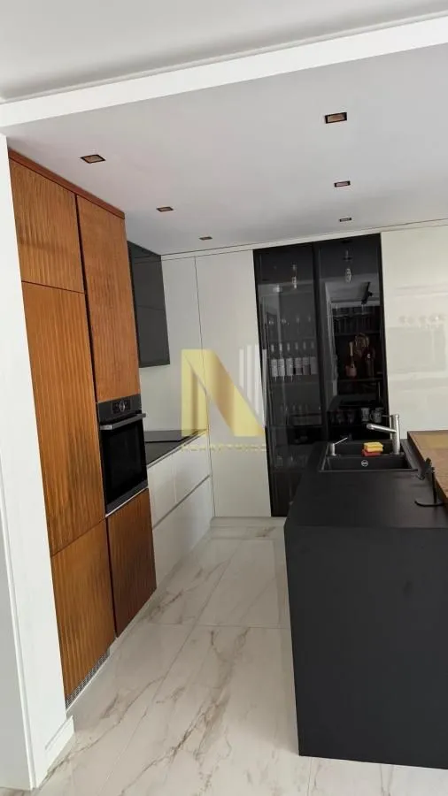 Sale, four bedroom apartment, 130m², Telep, Novi Sad Sve Podlokacije